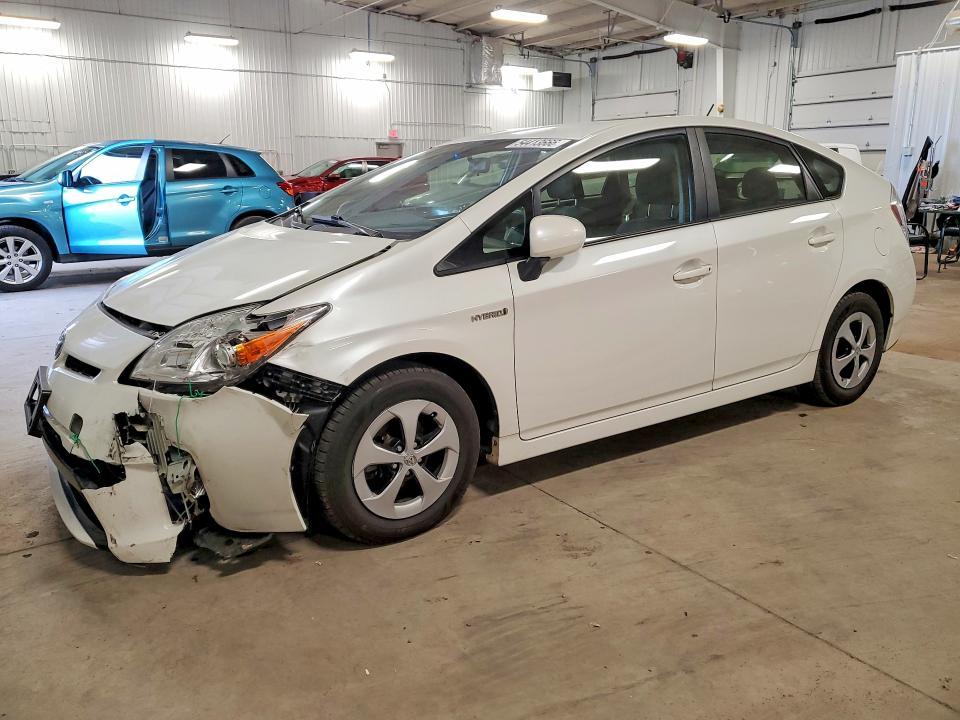 2014 Toyota Prius two