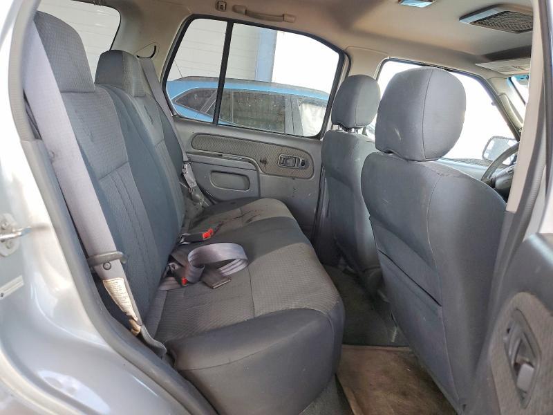 2004 Nissan Xterra xe