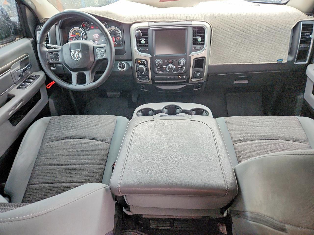 2017 Dodge RAM 1500 SLT
