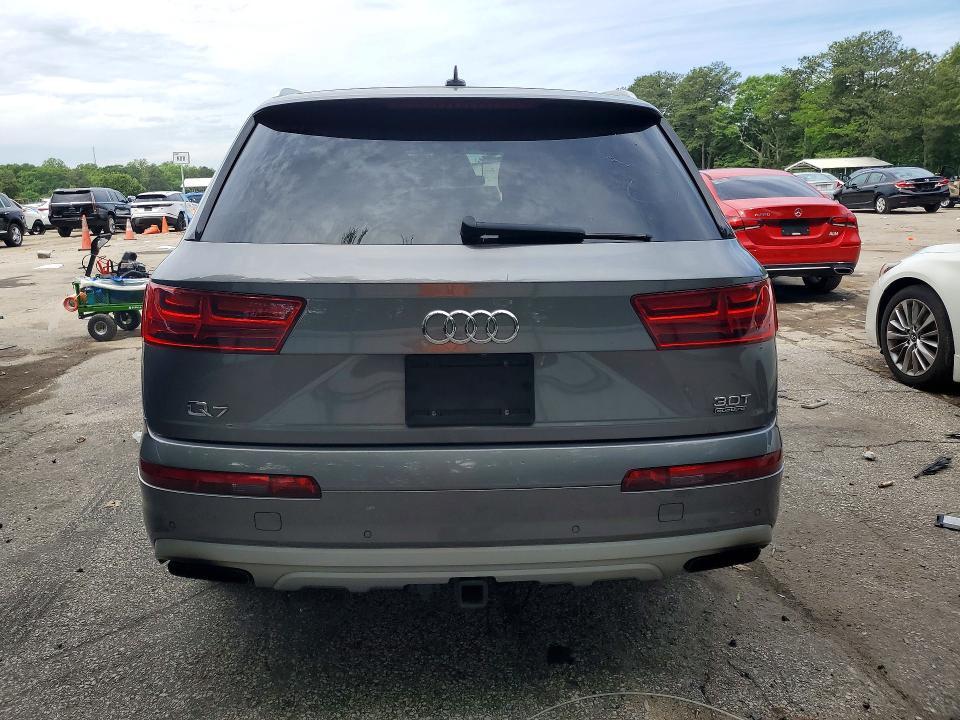 2017 Audi Q7 Premium Plus