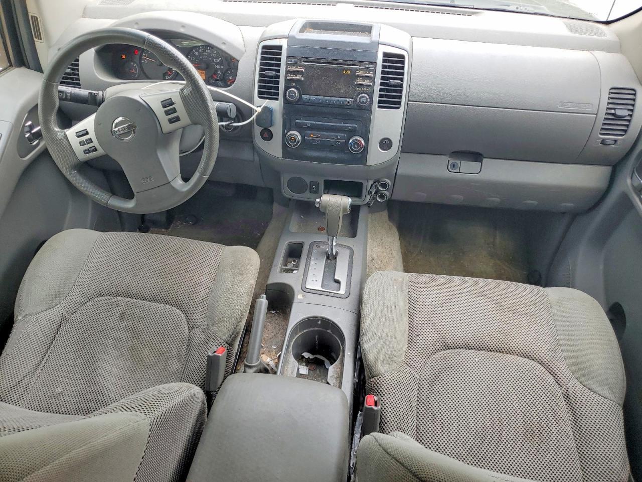2014 Nissan Frontier SV