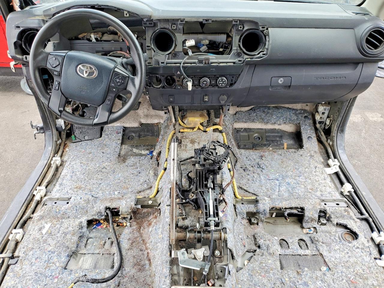 2019 Toyota Tacoma SR