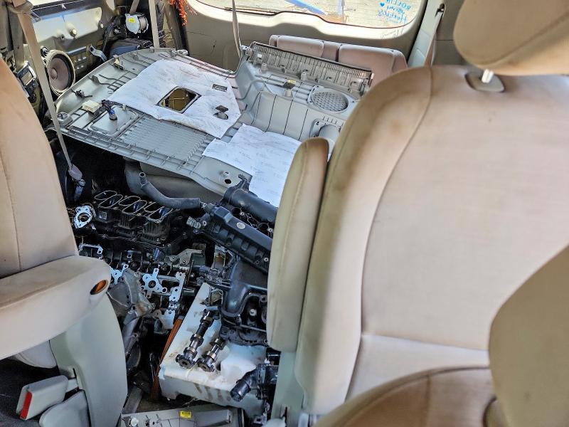 2015 KIA Sedona lx