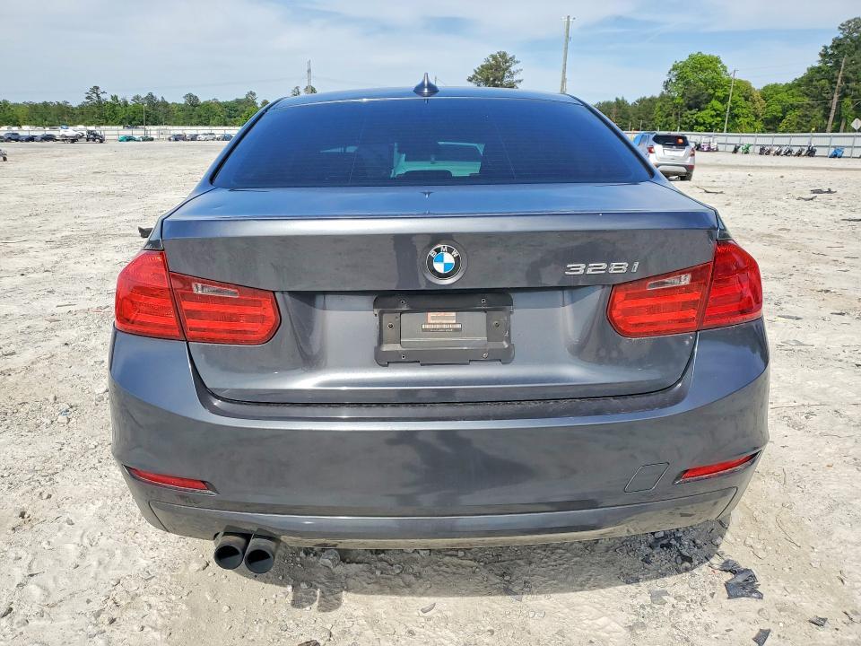 2012 BMW 328 i