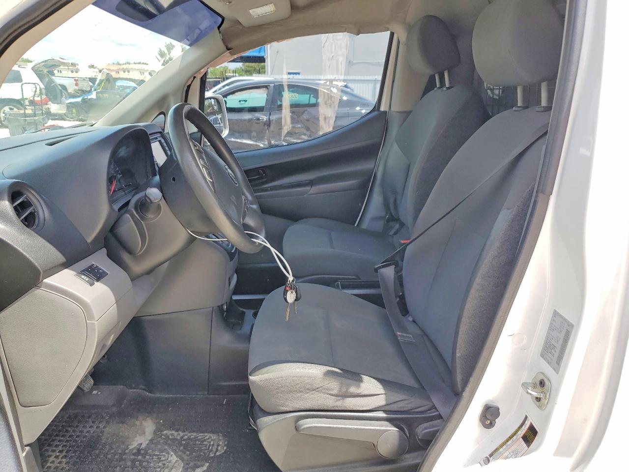 2018 Nissan NV200 SV