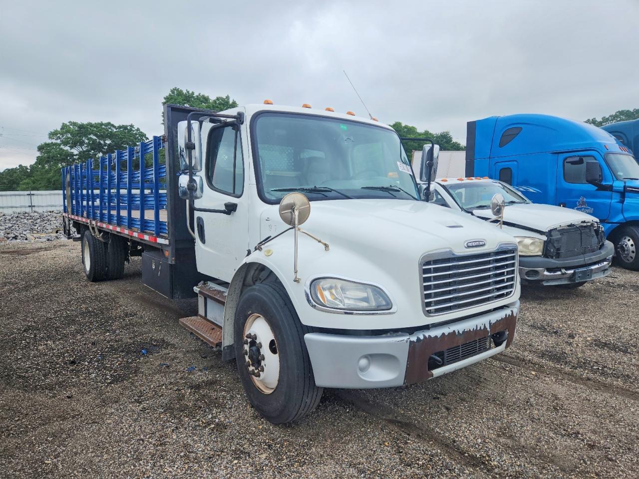 2014 Freigliner 2014 Freightliner M2 Unknown