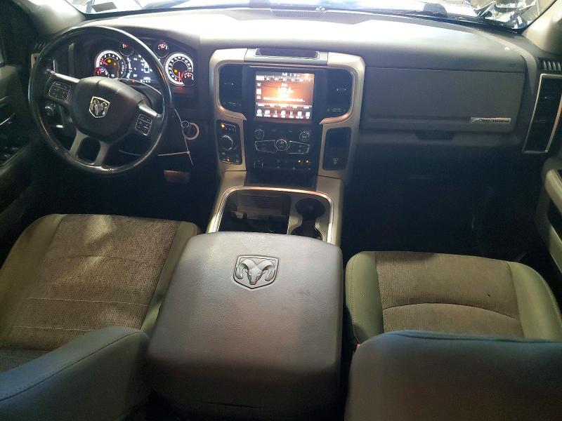 2016 Dodge RAM 1500 SLT