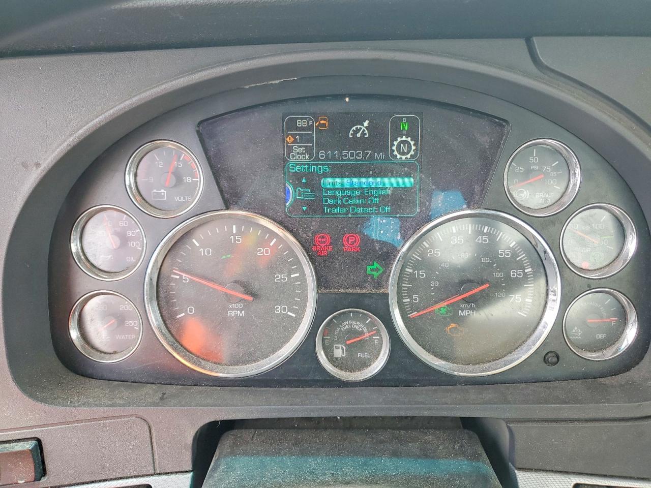 2020 Kenworth T680 Semi Truck