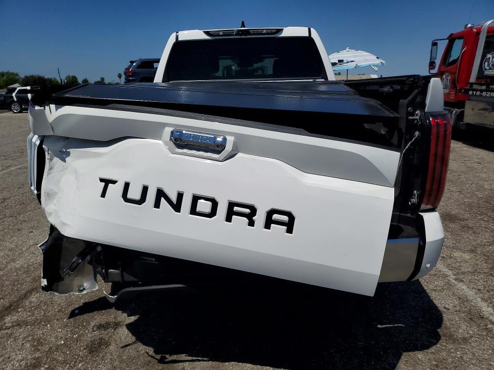 2022 Toyota Tundra Crewmax Limited