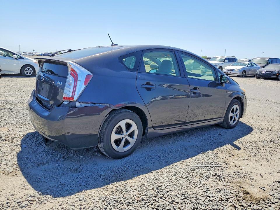 2014 Toyota Prius Three