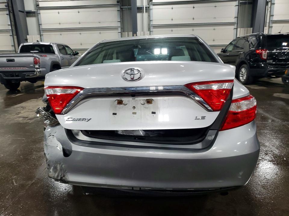 2017 Toyota Camry le