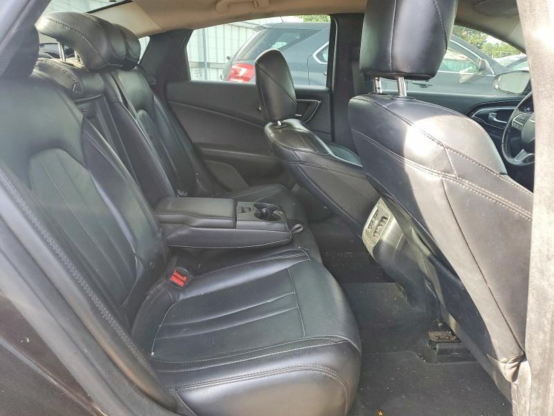 2015 Chrysler 200 c