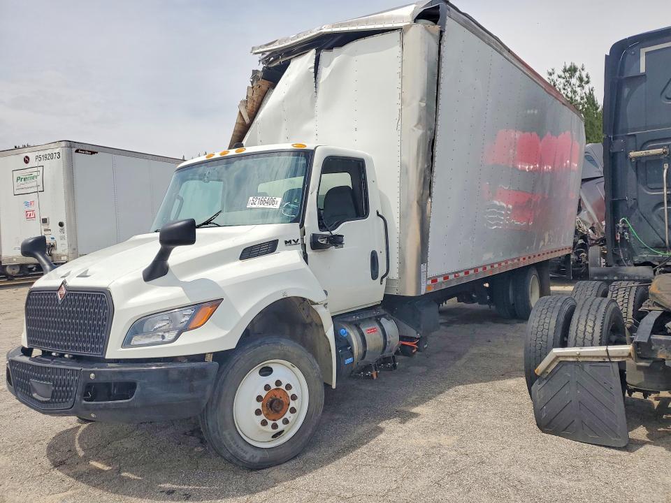 2024 International MV607 BOX Truck