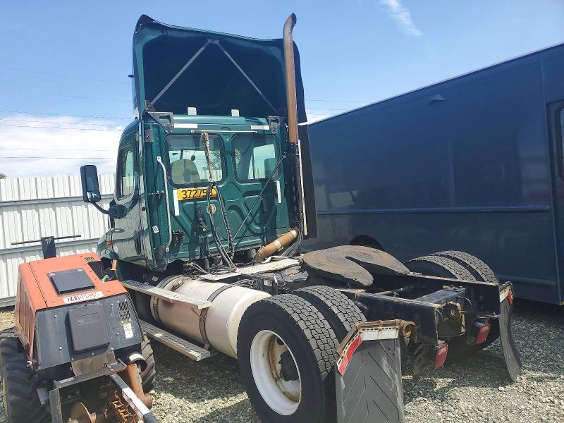 2018 Freightliner Cascadia 113 Semi Truck