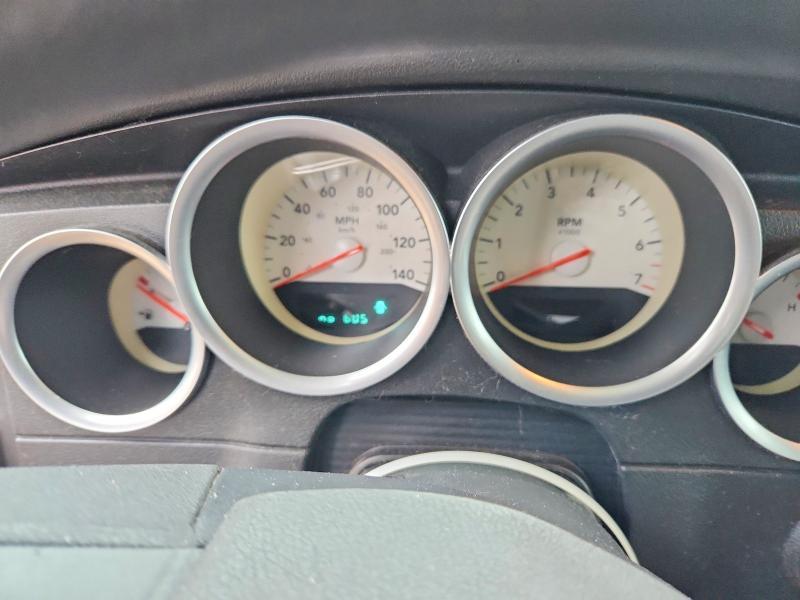 2005 Dodge Magnum sxt