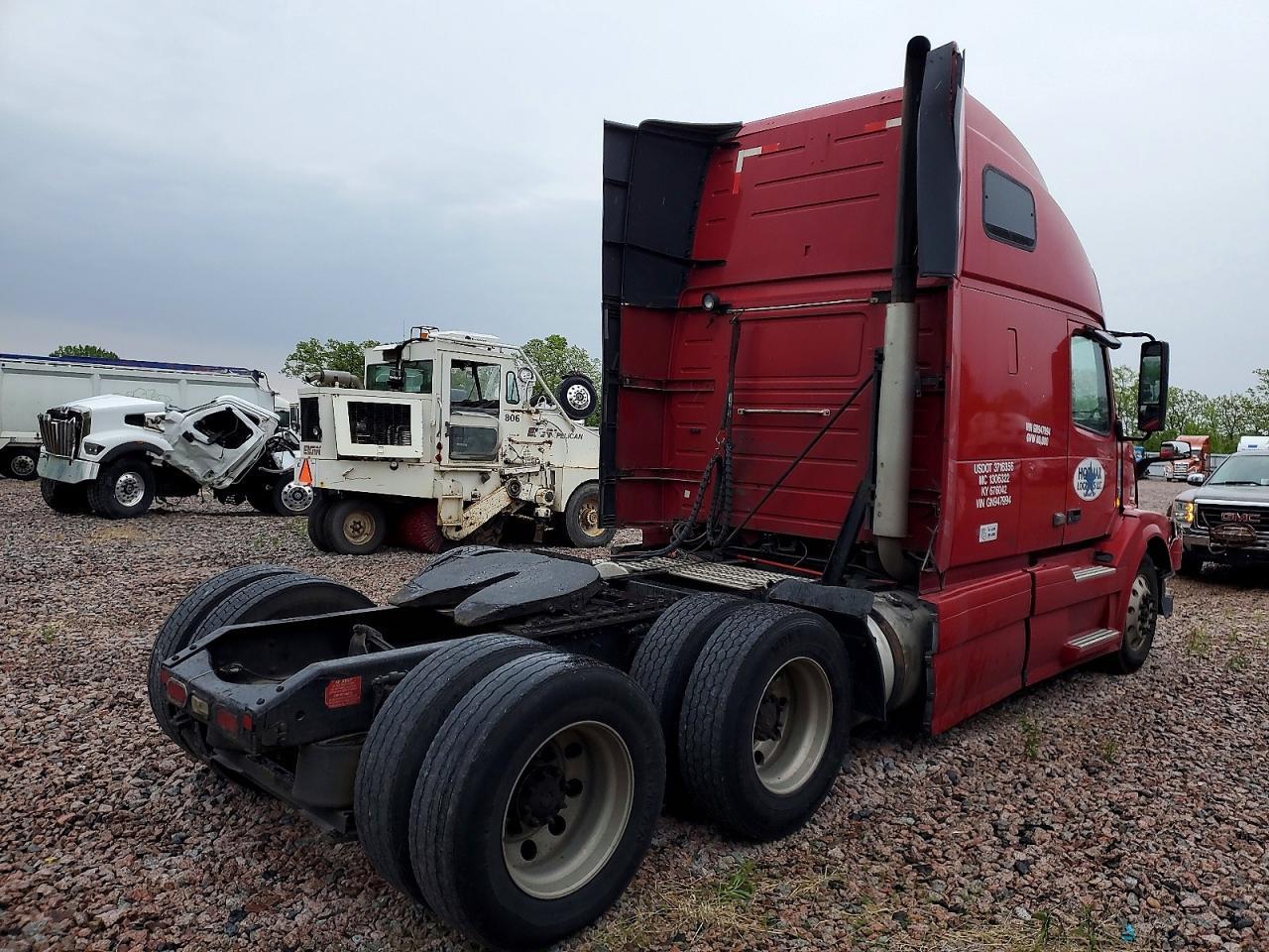 2016 Volvo VNL Semi Truck