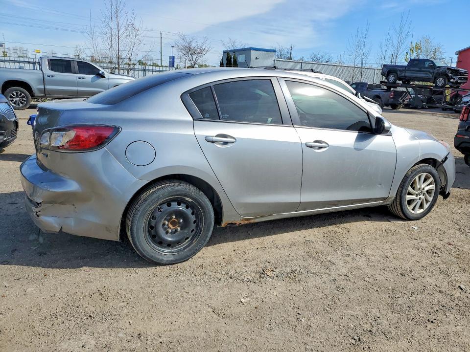 2013 Mazda 3 I