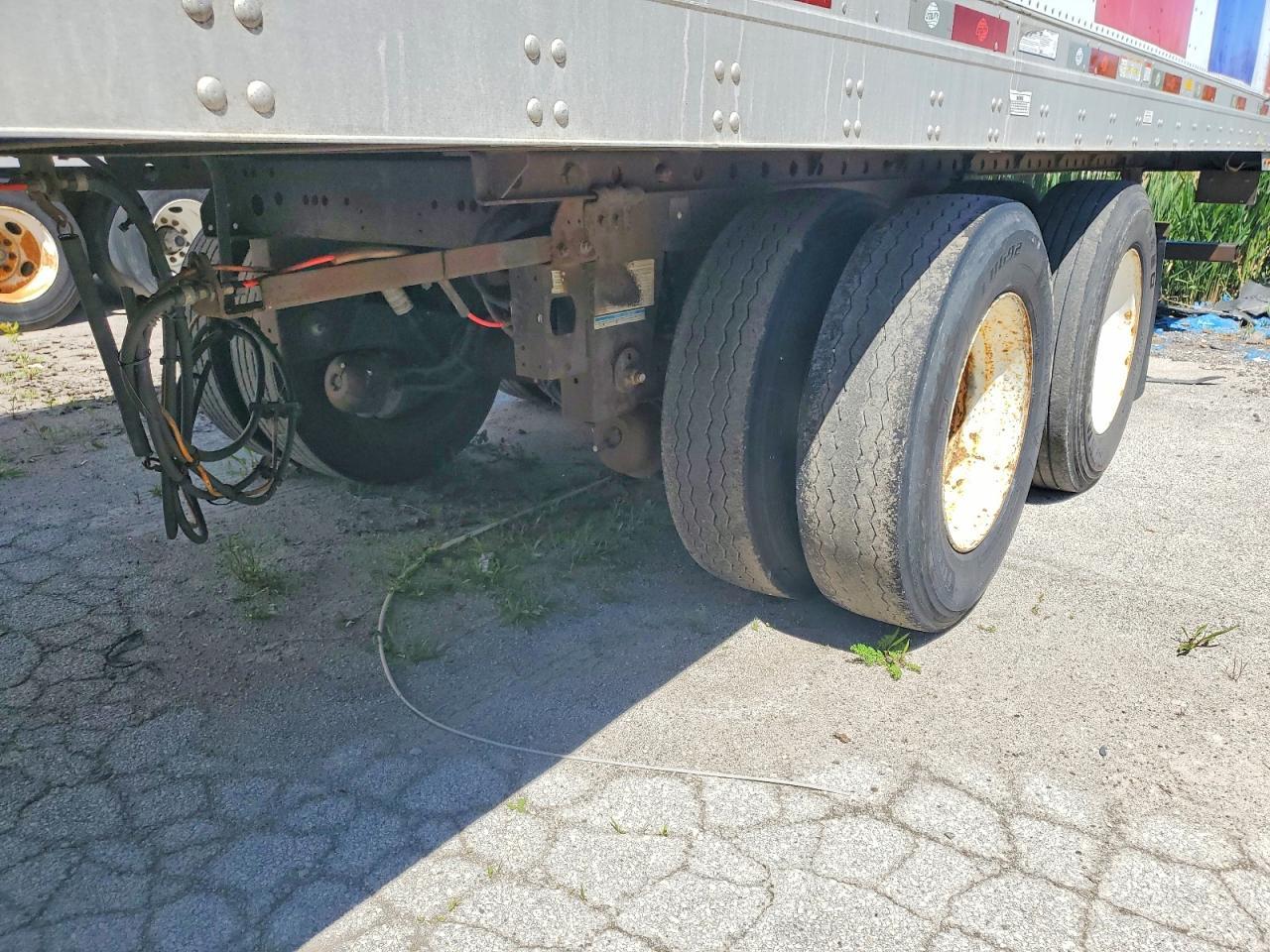2015 Utility VS2DX DRY Van Trailer