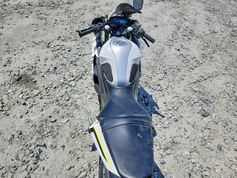 2018 Yamaha Yzfr3 a