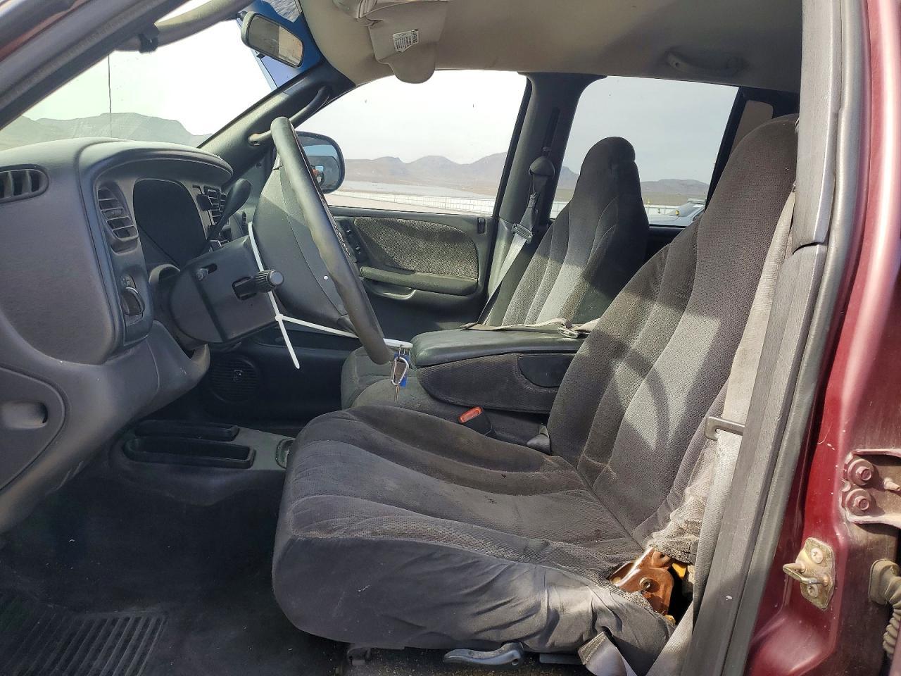 2000 Dodge Dakota Quattro