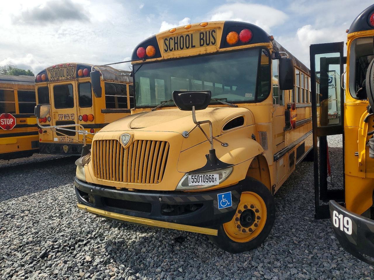 2013 Icrp 2013 IC Corporation CE Series School-School Bus