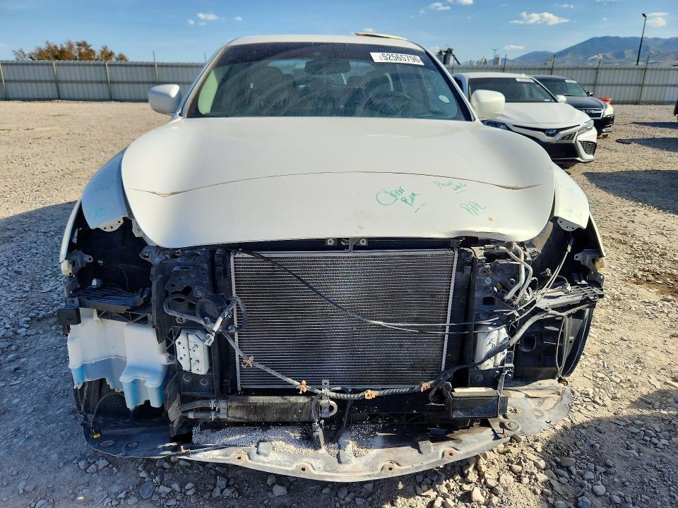 2012 Infiniti M56 x