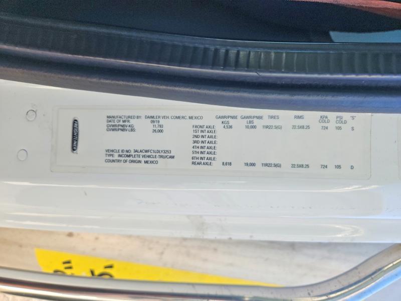 2020 Freightliner Business Class M2 BOX Truck
