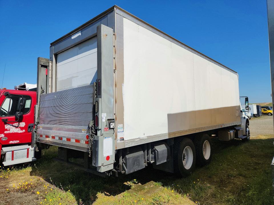 2020 Freightliner Business Class M2 Refrigerated BOX Truck