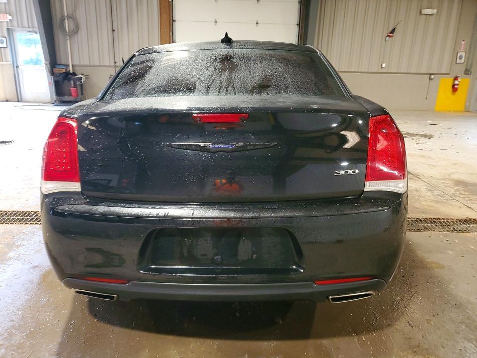 2019 Chrysler 300 Limited