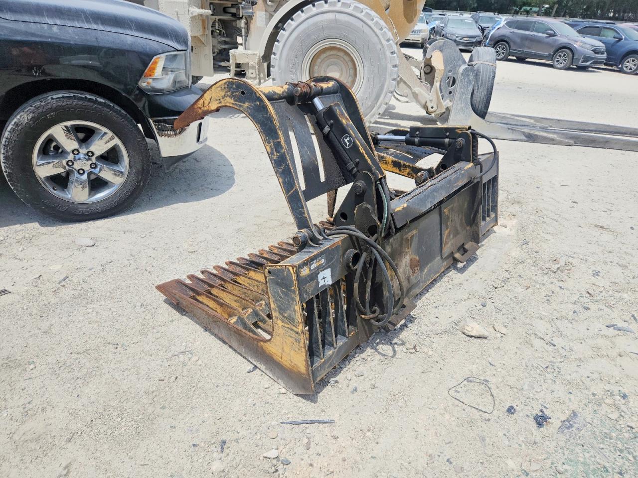 2023 John Deere 84 Loader Bucket