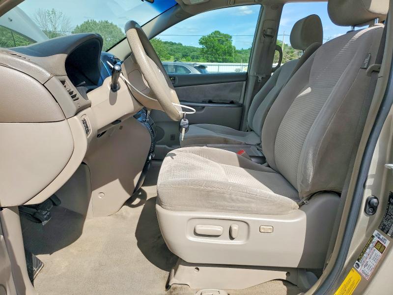 2008 Toyota Sienna le 7-passenger