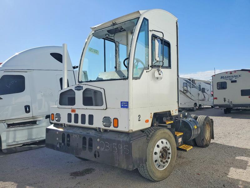 2020 Autobianchi 2020 Autocar Xspotter Yard Truck