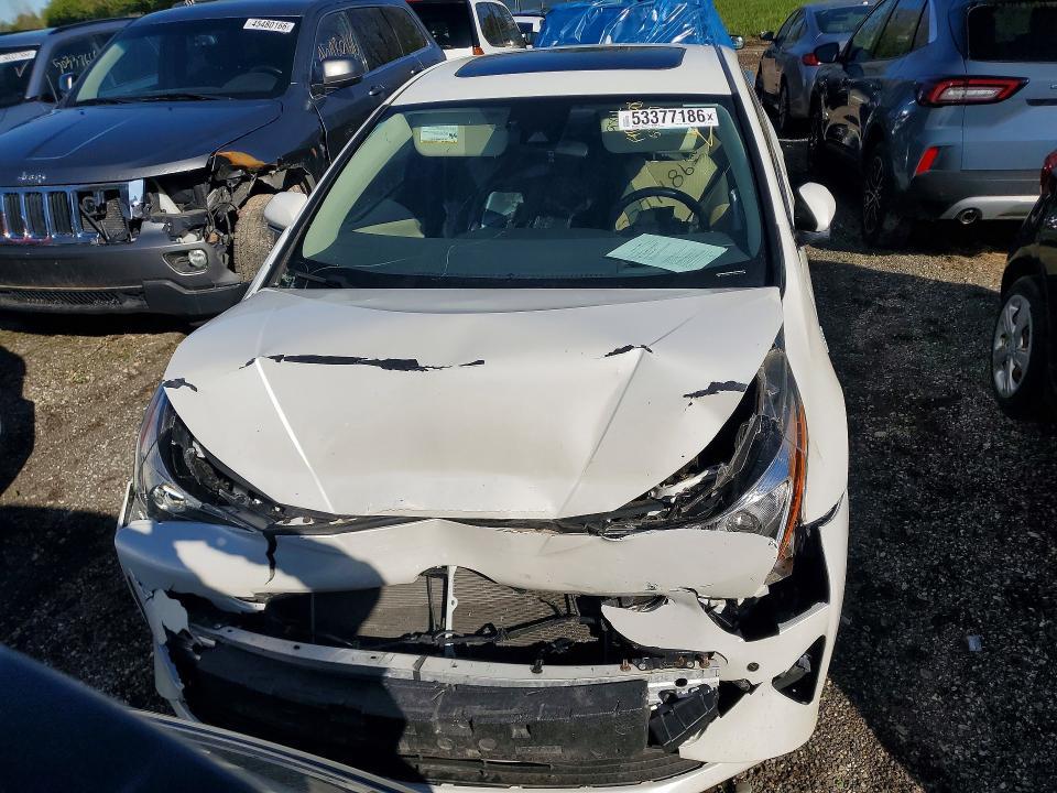 2018 Toyota Prius Three