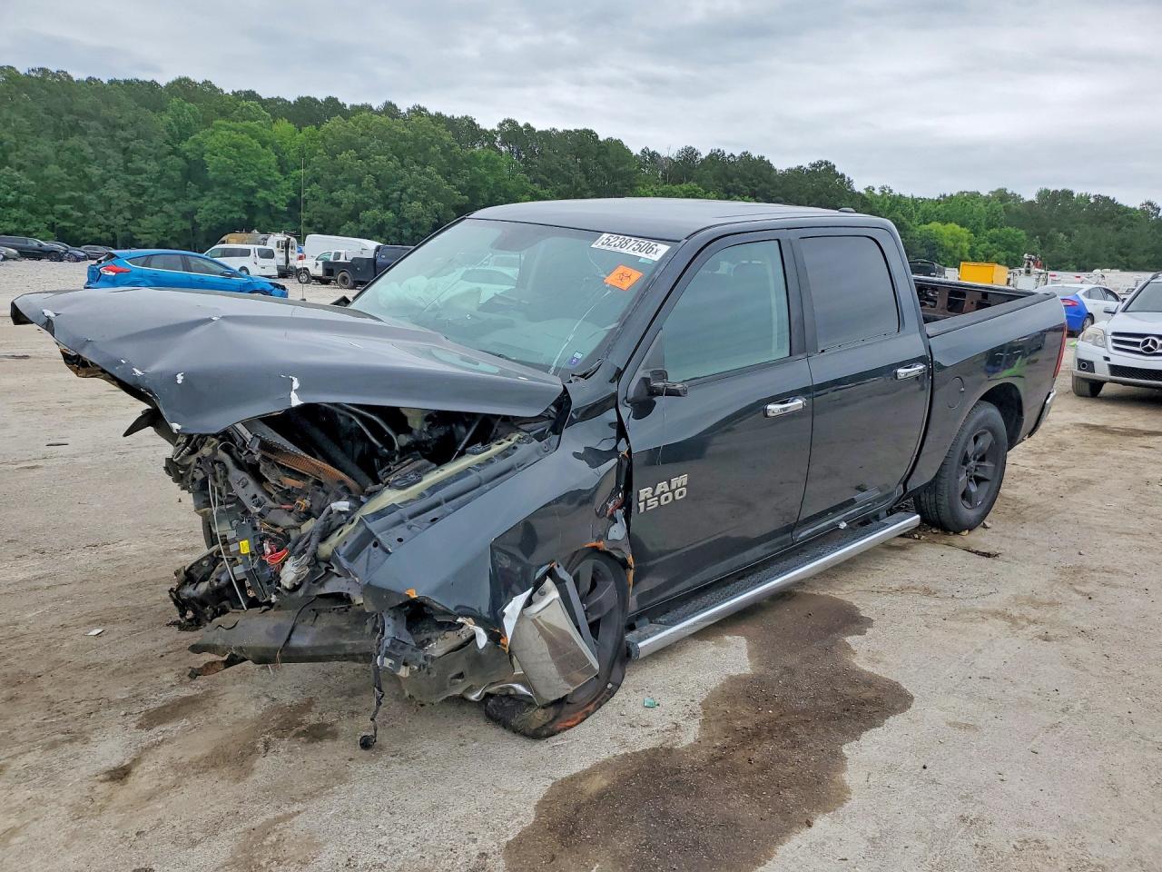 2016 Dodge RAM 1500 SLT