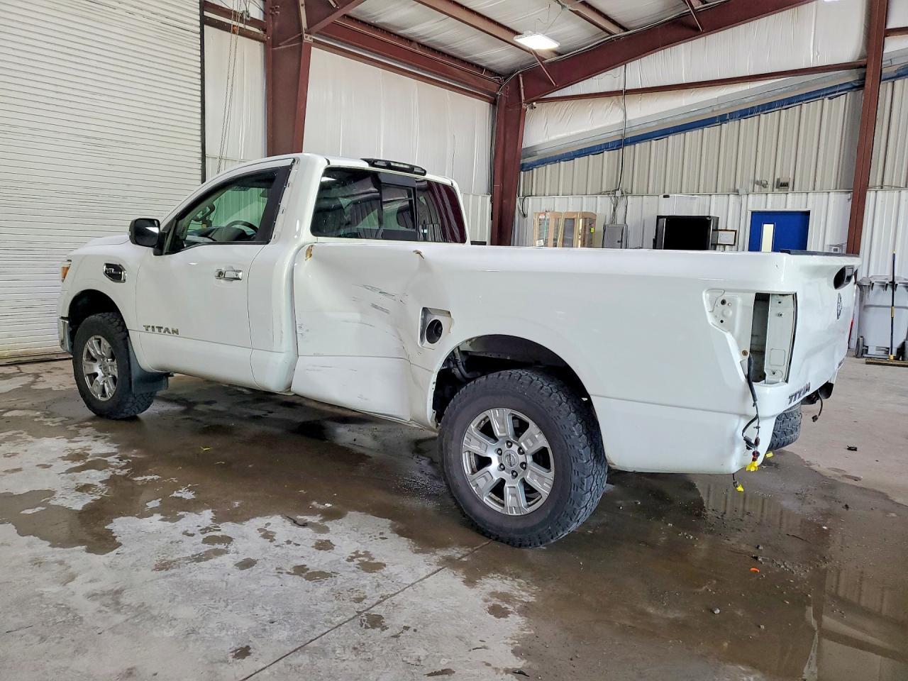 2021 Niss Titan SV