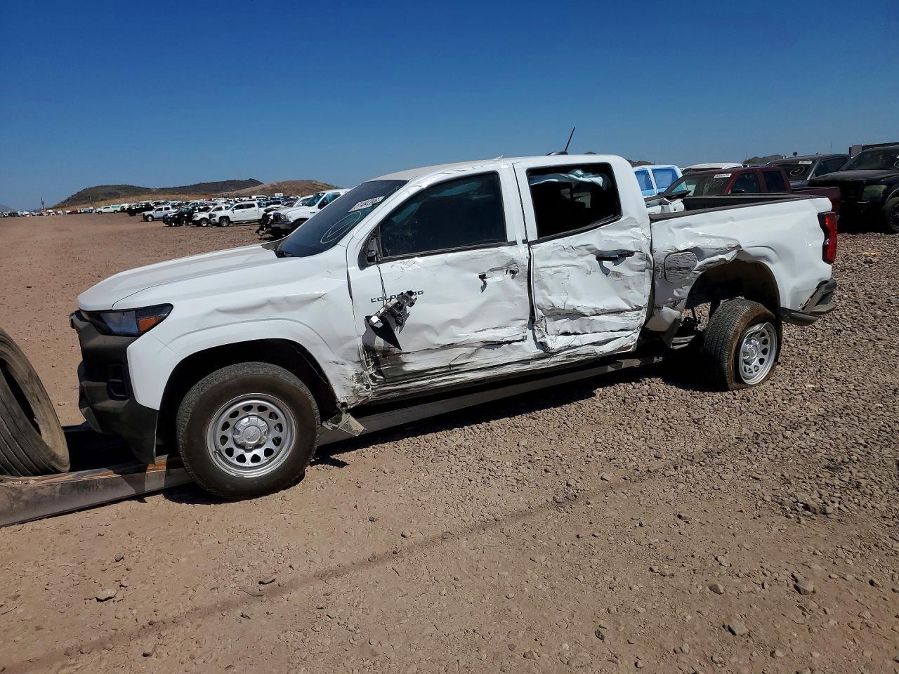 2025 Chev Colorado