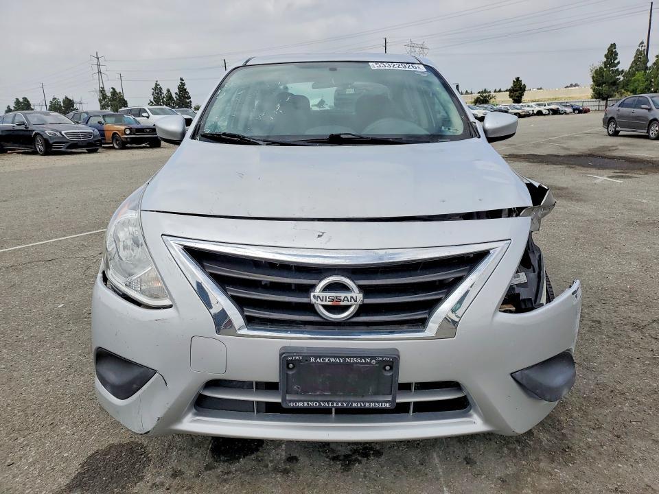 2017 Nissan Versa 1.6 s Plus