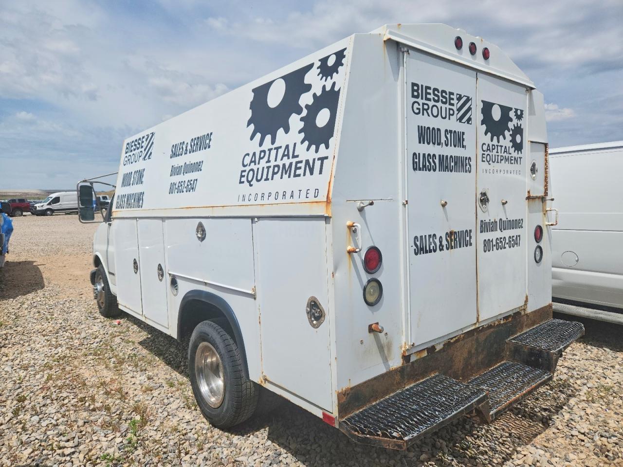 2002 Chev Rolet Express G3-Delivery Van