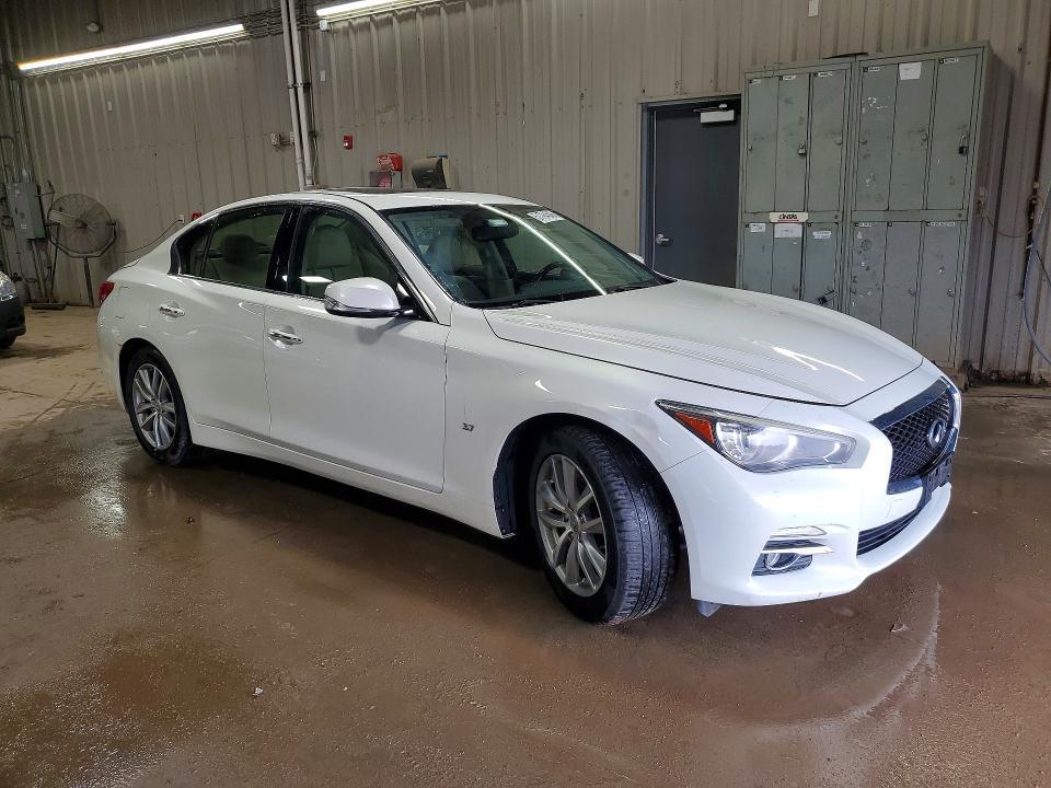 2015 Infiniti Q50 Premium