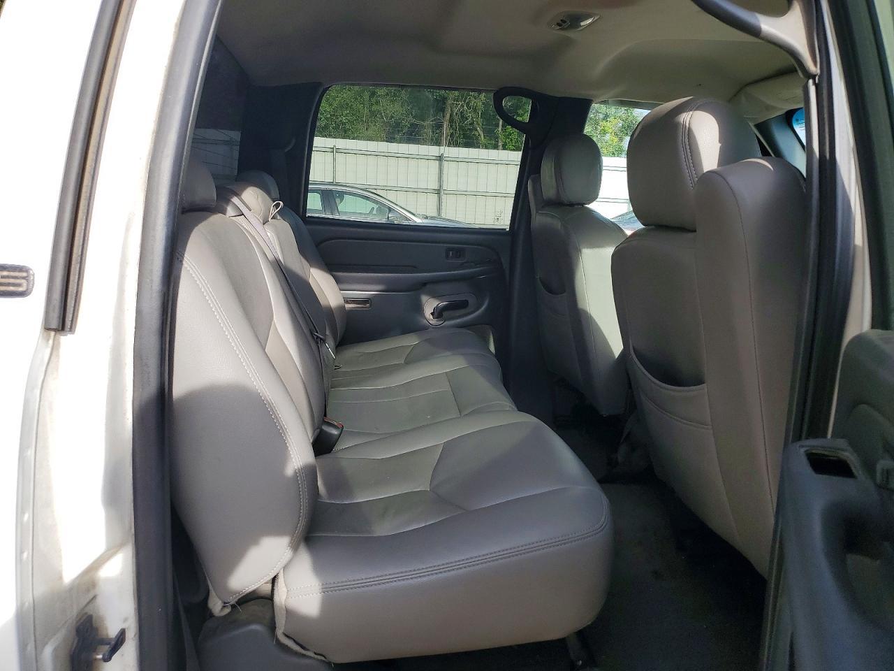 2004 Chevrolet Silverado K2500 Heavy Duty