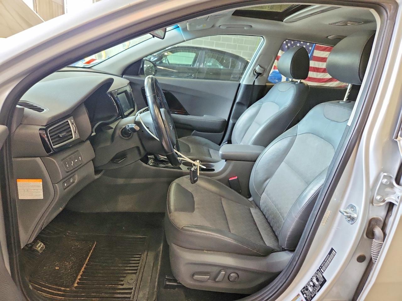 2017 KIA Niro ex