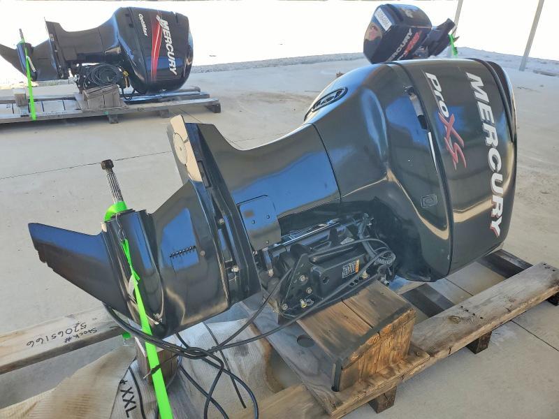 2010 Mercury Boat