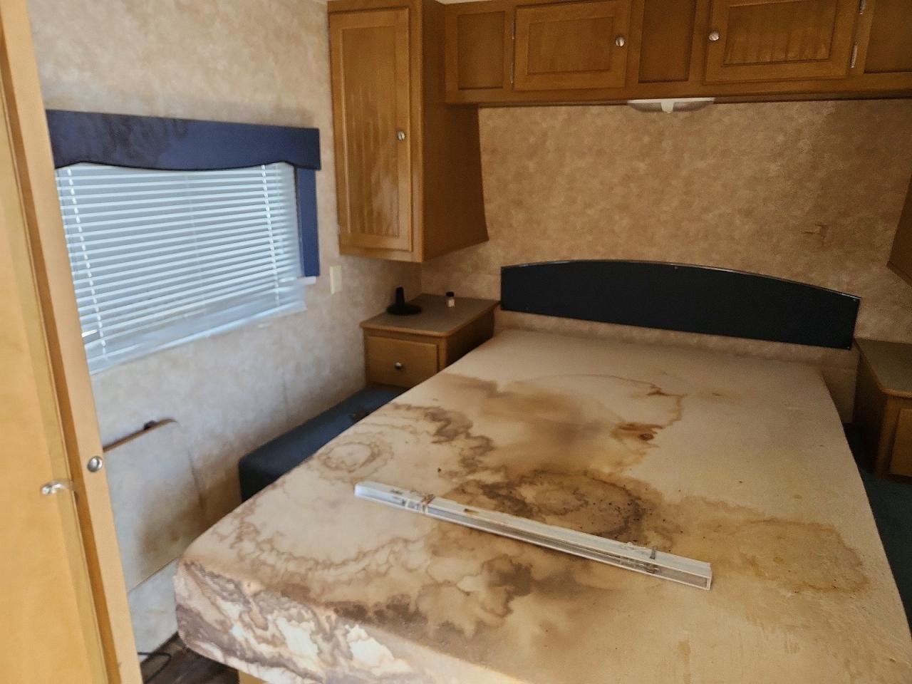 2004 Dutchmen Sport Camper