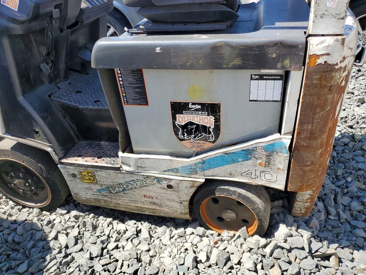 2013 Nissan Forklift