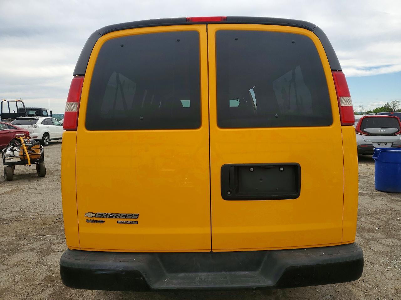 2015 Chevrolet Express G3500 LS