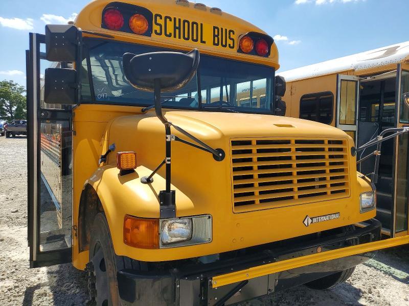 1998 International 3000 3800