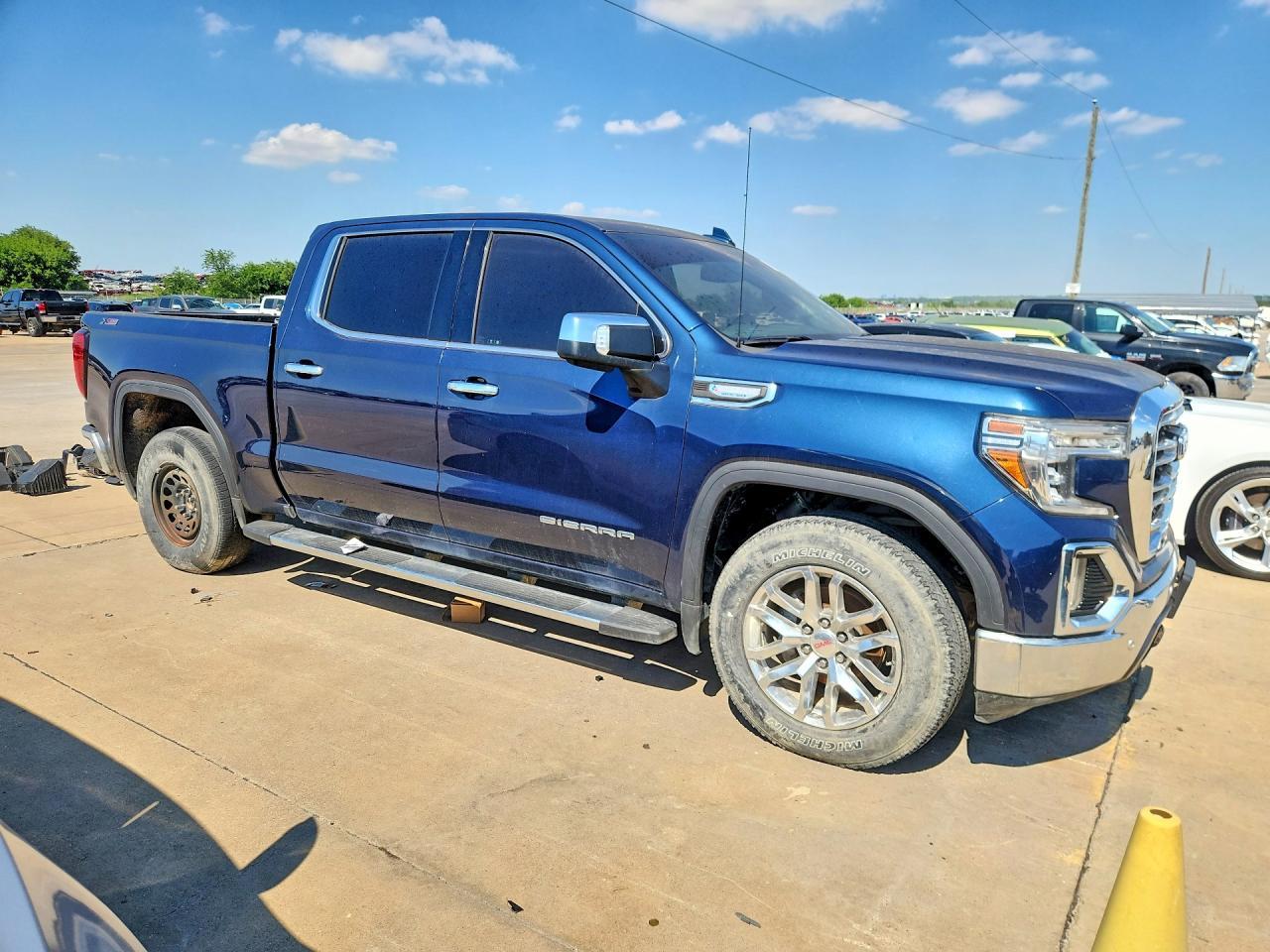 2021 GMC Sierra K1500 SLT