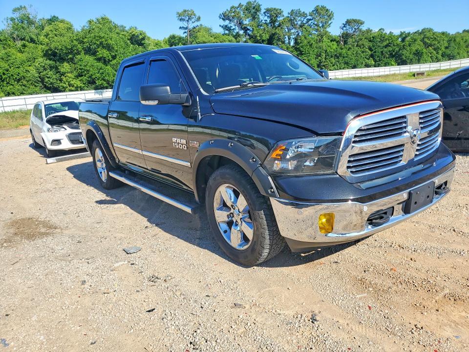 2015 Dodge RAM 1500 SLT