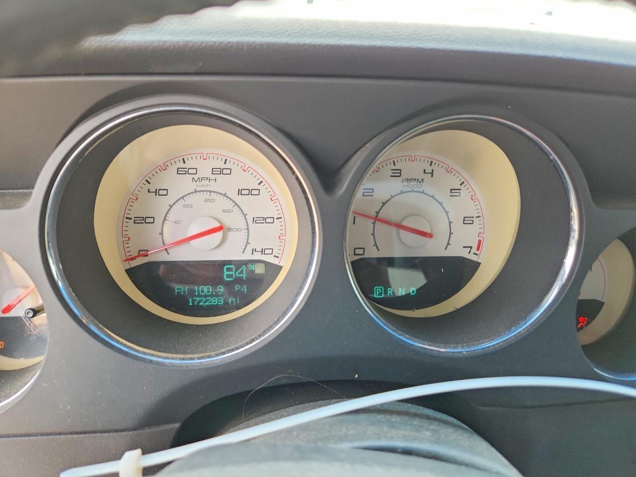 2012 Dodge Challenger sxt