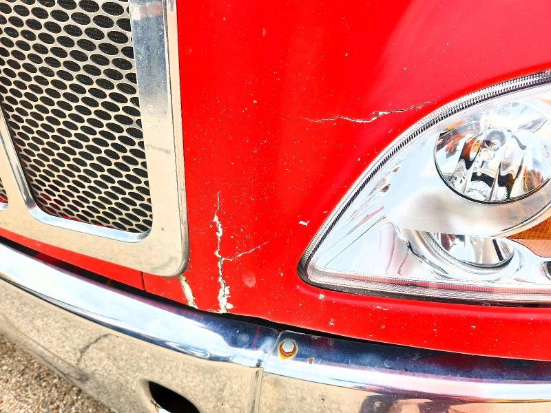 2020 Peterbilt 579 Semi Truck